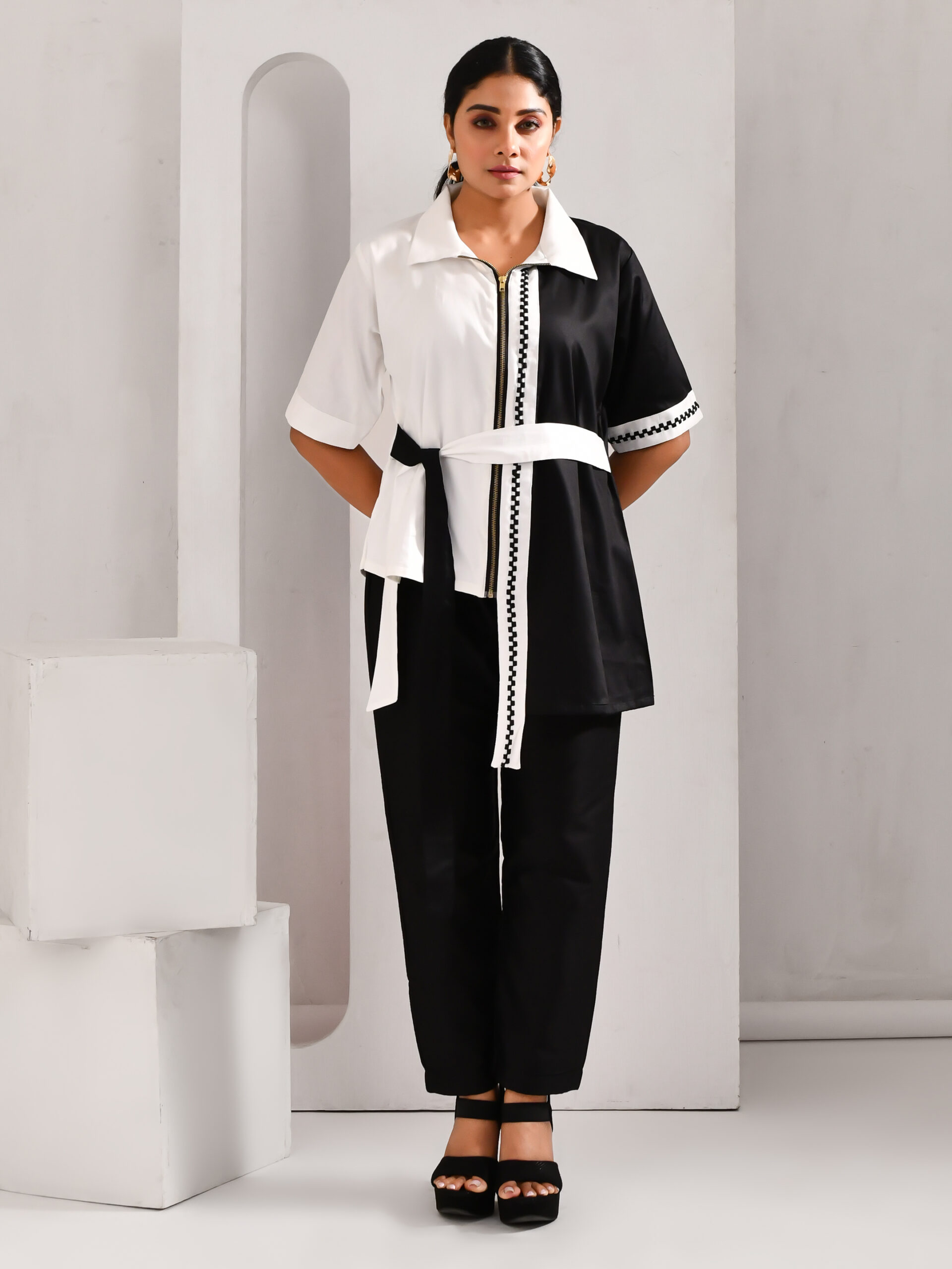 White and black blended cotton high-low shirt with color blocking, zipper closure, and tie-up waist belt – Golden Muslin