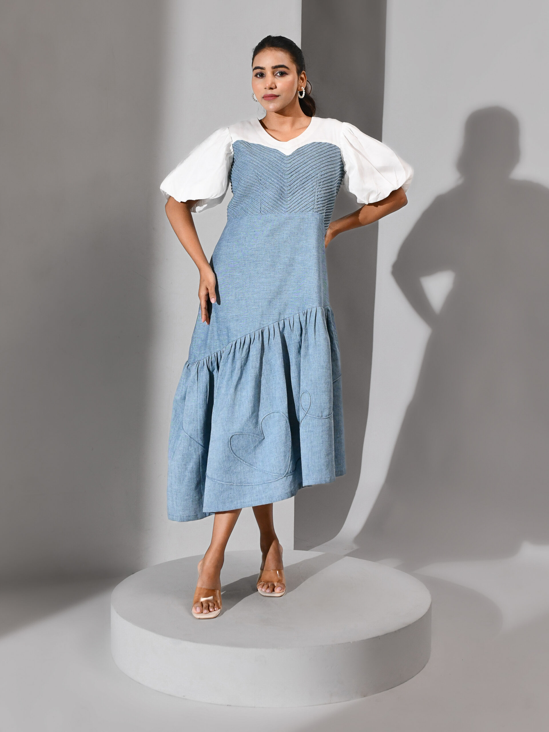 Denim blue and white cotton dress with balloon sleeves