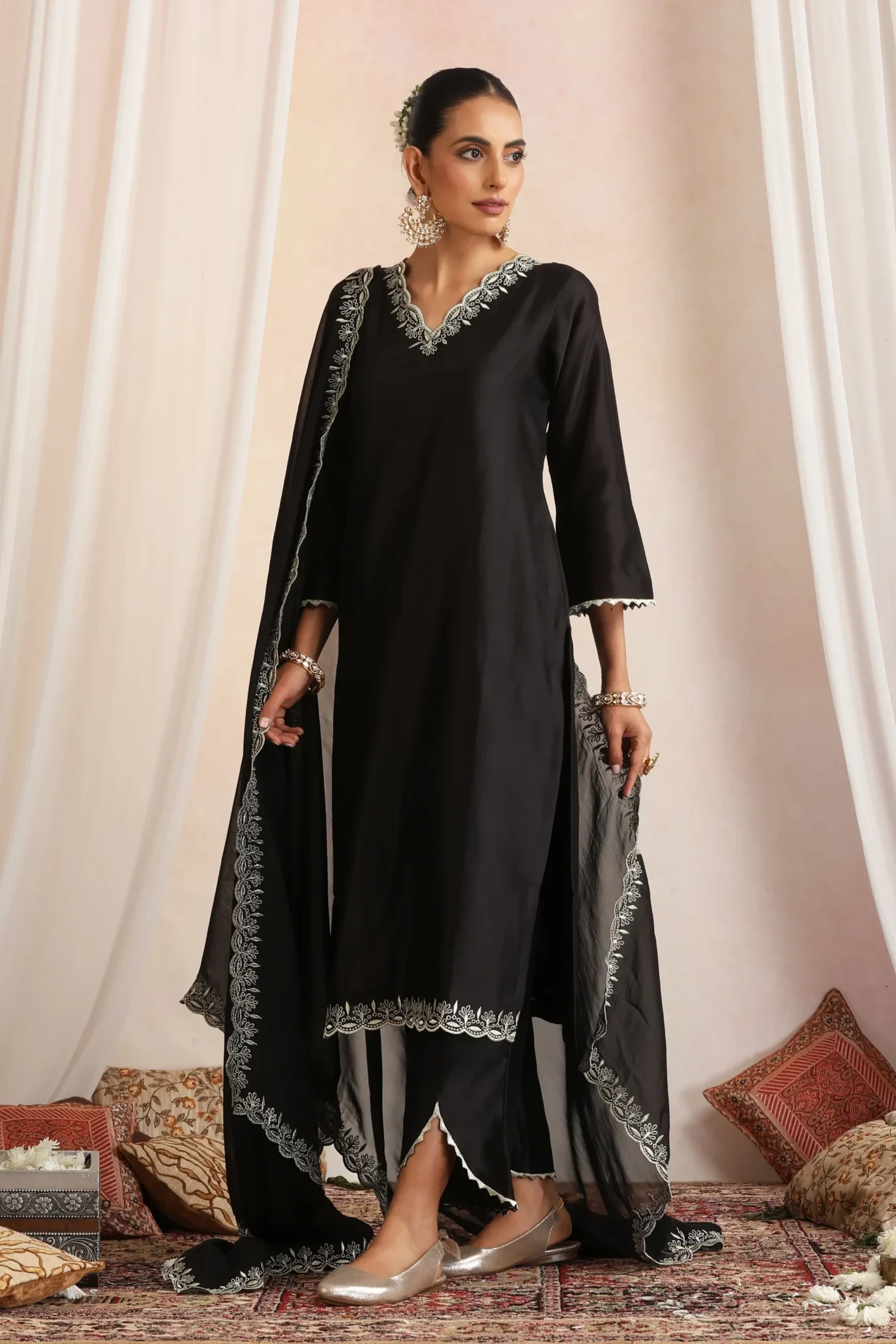 Elegant black flowy ethnic kurta set with dupatta from Golden Muslin By Suikala