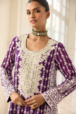 Naqsh Emerald Moissanite Antique Gold Choker Set