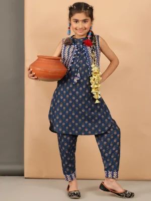Girls Navy Blue Printed Kurta Set with Tassel Tie-Up and Matching Pants