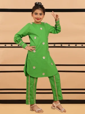 Girls Green Foil Motif Kurta Set with Lace Detail Pants Ethnic Wear