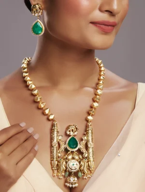 Emerald Kundan Polki Dual Tone Necklace Set with Onyx Tumbles Gold Finish