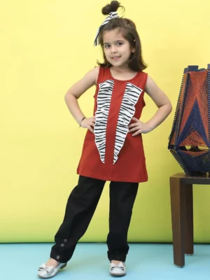 Girls Sleeveless Round Neck Regular Top Casual Summer Wear